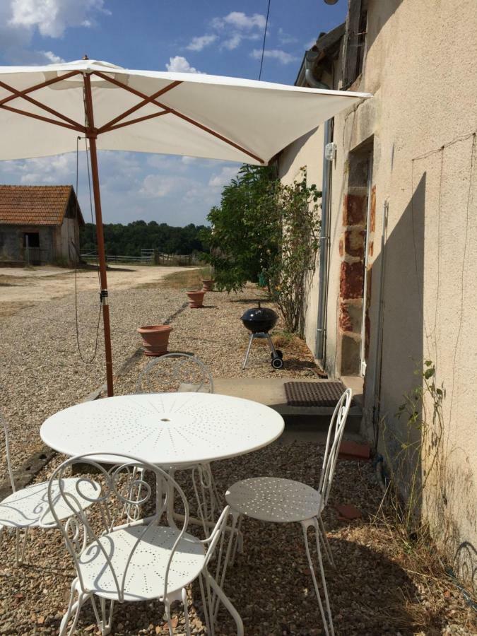 Maison Du Fermier Epineuil-le-Fleuriel Exterior photo