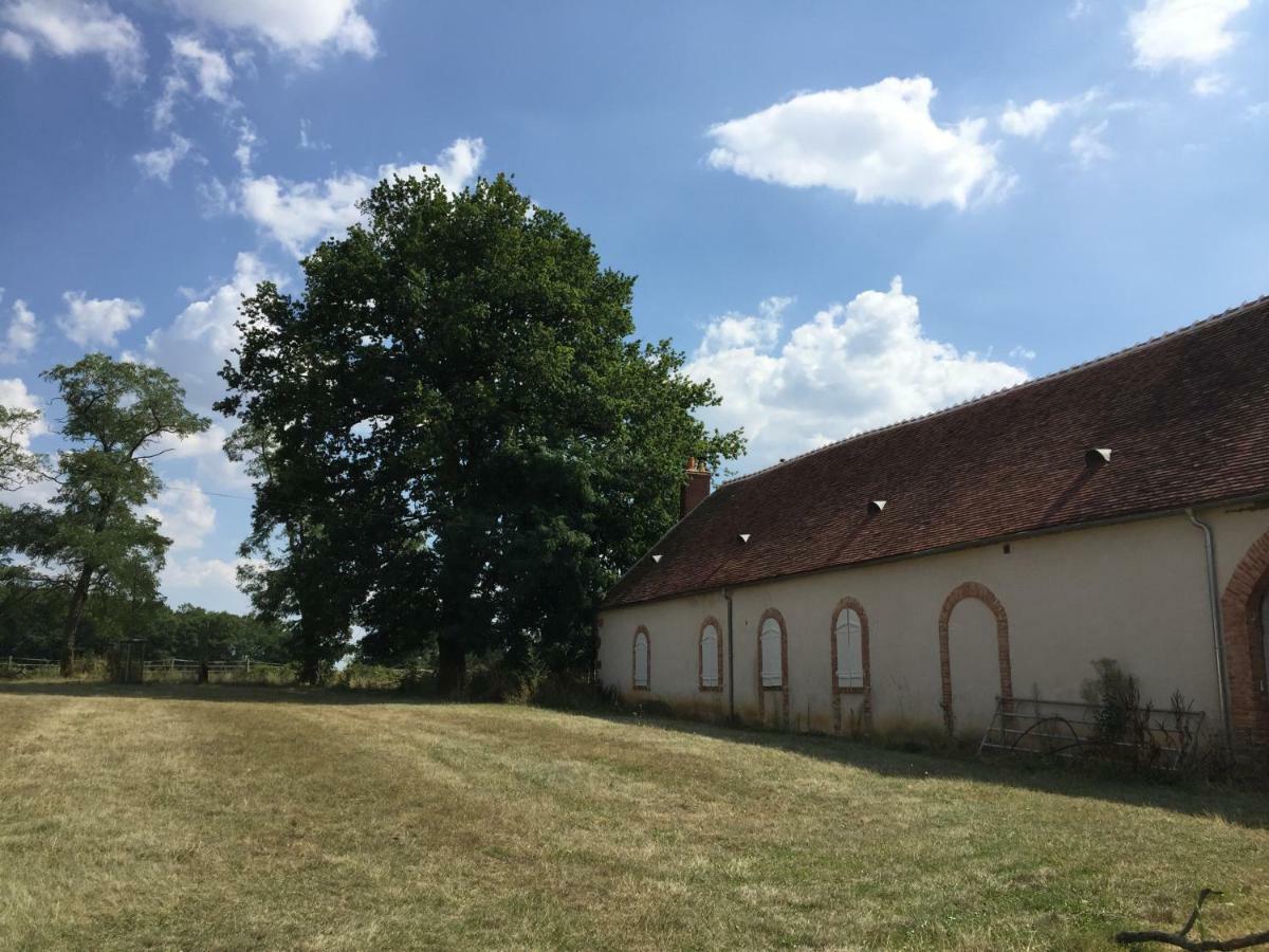 Maison Du Fermier Epineuil-le-Fleuriel Exterior photo